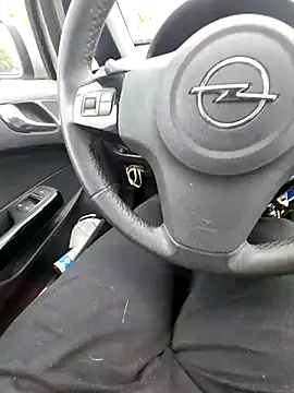 Snapshot of giova17cm chatting on 11-01-25, 08:19 giova17cm online show from 11-01-25, 08:19