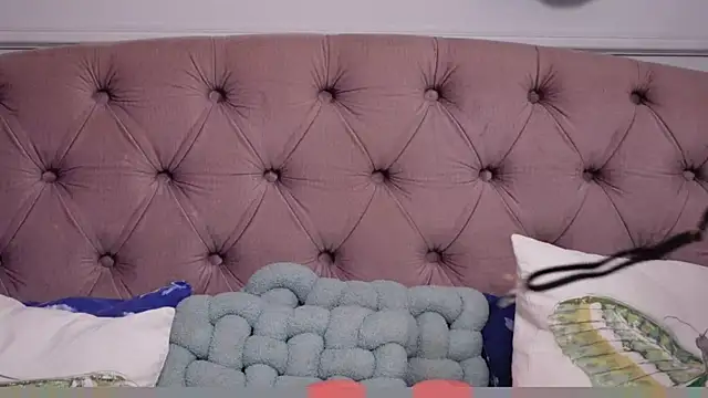 JenniferLovve online show from 06-29-26, 10:15