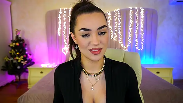 EricaSin online show from 12-18-25, 07:35