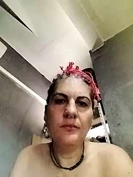 est 82 online show from 10-02-25, 09:01