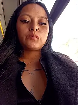 Snapshot of LunaHot_777 chatting on 02-25-26, 06:30 LunaHot 777 online show from 02-25-26, 06:30