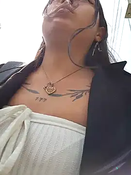 LunaHot 777 online show from 12-16-25, 06:34