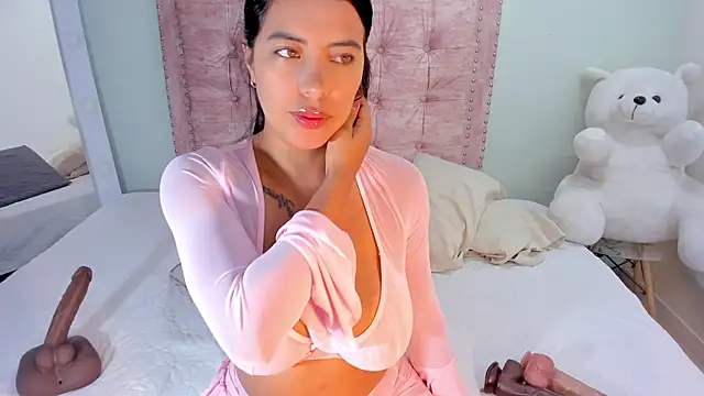 RoseMariee  online show from 11-11-25, 12:00