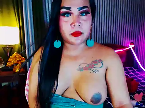 Snapshot of CumFactoryLuna chatting on 05-20-26, 12:13 CumFactoryLuna online show from 05-20-26, 12:13