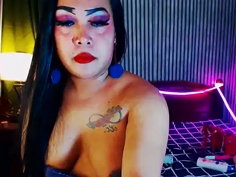 Snapshot of CumFactoryLuna chatting on 05-22-26, 10:02 CumFactoryLuna online show from 05-22-26, 10:02