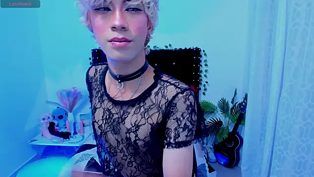 Cooperrosscute233 online show from 11-10-25, 10:37