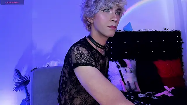 Cooperrosscute233 online show from 11-18-25, 09:51