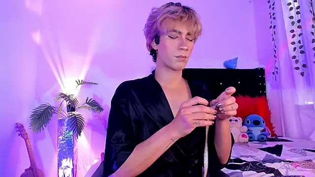 Cooperrosscute233 online show from 04-08-26, 07:04