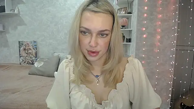 NickyAdamidi online show from 09-20-25, 04:23