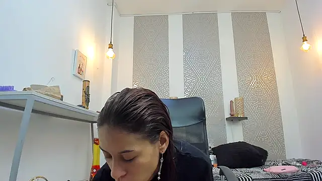 HannaHot 69 online show from 10-02-25, 12:19