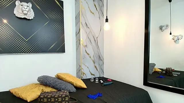 HannaHot 69 online show from 12-18-25, 12:20