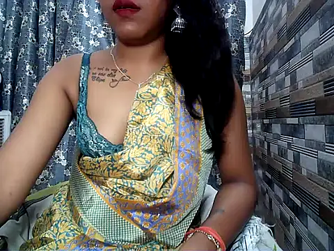 HOT AARVI11 online show from 10-21-25, 03:22