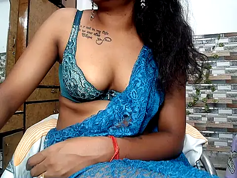 HOT AARVI11 online show from 10-10-25, 05:47