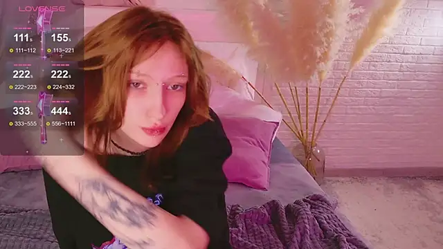 Snapshot of May_suki chatting on 02-14-26, 09:26 May suki online show from 02-14-26, 09:26