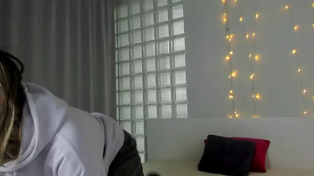 Sunny Sammy online show from 11-29-25, 08:25