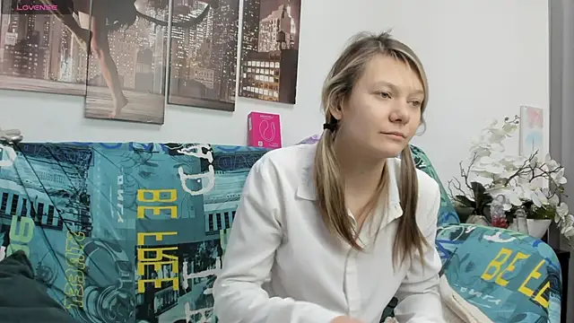 Sunny Sammy online show from 11-17-25, 01:31