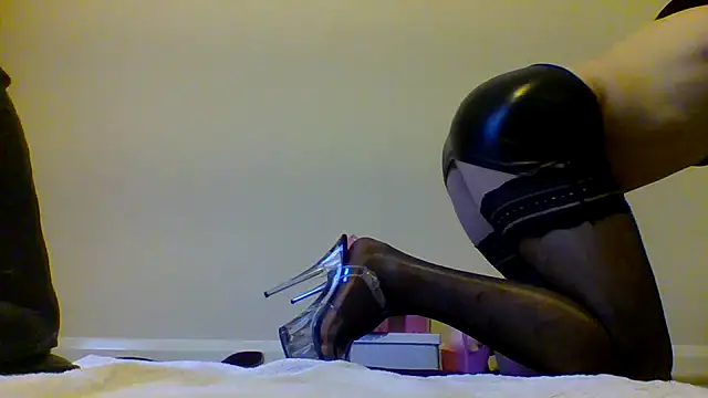 unforgettable dirty slut online show from 11-02-25, 11:15