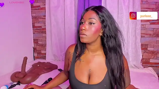 Brandy brown  online show from 03-04-26, 11:56