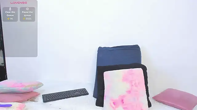 Brandy brown  online show from 06-30-26, 11:38
