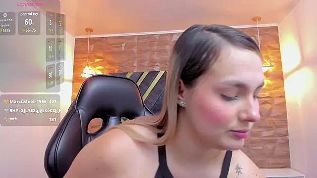 Emmaa white  online show from 03-30-26, 05:14