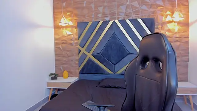 Snapshot of Emmaa_white_ chatting on 11-14-25, 05:16 Emmaa white online show from 11-14-25, 05:16