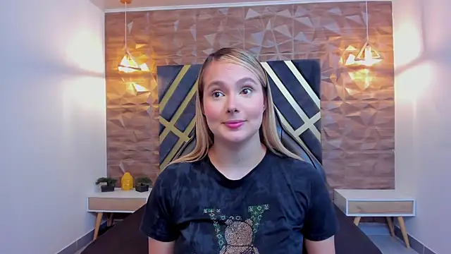 Snapshot of Emmaa_white_ chatting on 01-12-26, 05:20 Emmaa white online show from 01-12-26, 05:20