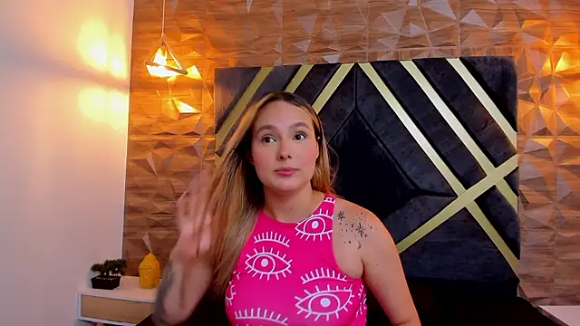 Emmaa white  online show from 03-03-26, 05:20