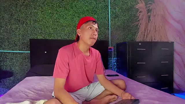 spicy adonhis online show from 04-09-26, 02:23