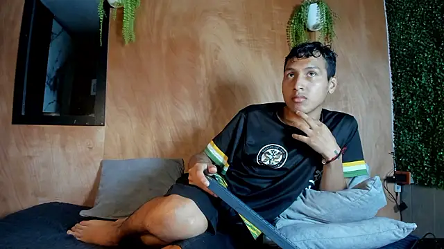 spicy adonhis online show from 03-27-26, 01:23