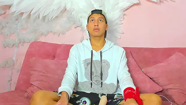 spicy adonhis online show from 11-21-25, 01:10