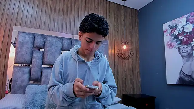 owen  johnson online show from 11-19-25, 11:54