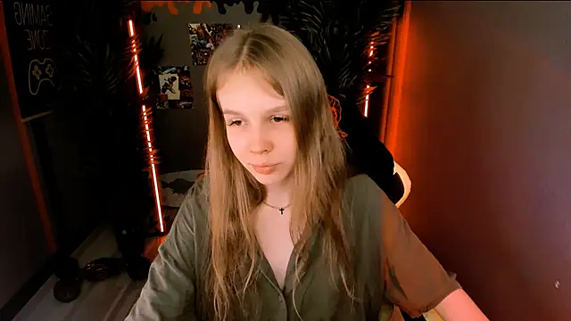 Selen hells weet online show from 10-21-25, 04:50