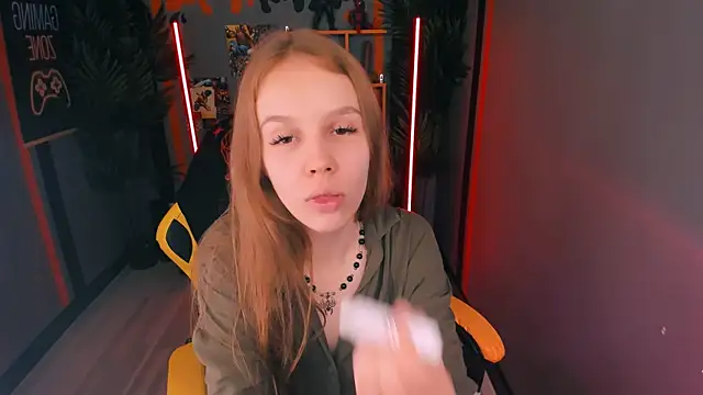 Selen hells weet online show from 10-17-25, 04:09