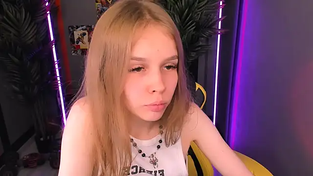 Selen hells weet online show from 10-03-25, 05:03