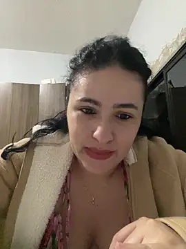 IvettSt  online show from 06-11-26, 03:58