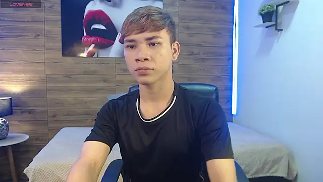 nathanclay online show from 02-08-26, 03:37