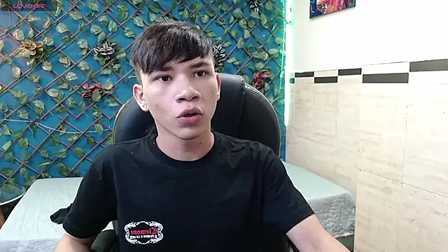 nathanclay online show from 09-19-25, 03:43