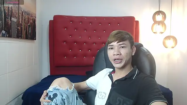 nathanclay online show from 11-28-25, 01:11