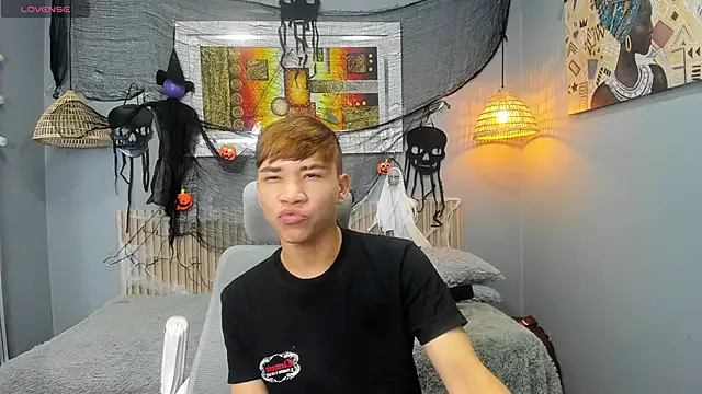 nathanclay online show from 10-18-25, 03:30