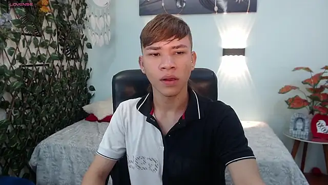 nathanclay online show from 09-11-25, 12:49