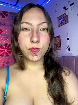 Tiara 19 online show from 10-20-25, 10:32