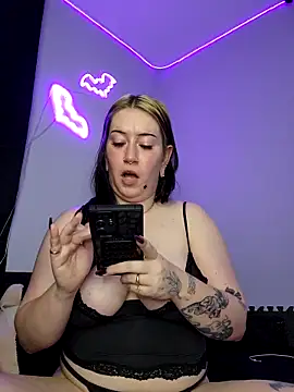 HarleyDemon666 online show from 11-09-25, 12:36