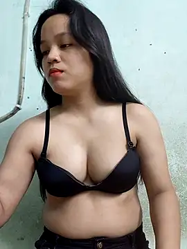 Snapshot of BabySweet-18 chatting on 07-15-26, 01:56 BabySweet-18 online show from 07-15-26, 01:56