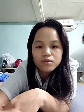 Snapshot of BabySweet-18 chatting on 07-05-26, 11:33 BabySweet-18 online show from 07-05-26, 11:33