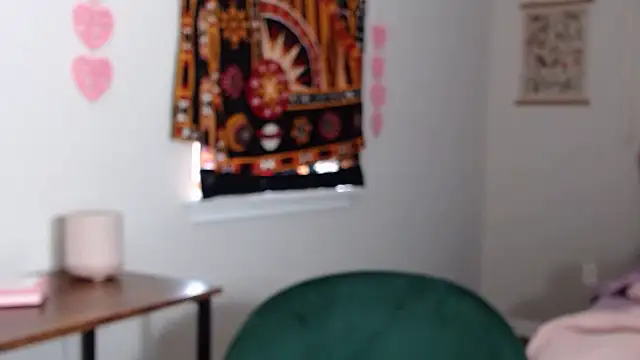 Snapshot of Cherribombzz chatting on 02-20-26, 04:31 Cherribombzz online show from 02-20-26, 04:31