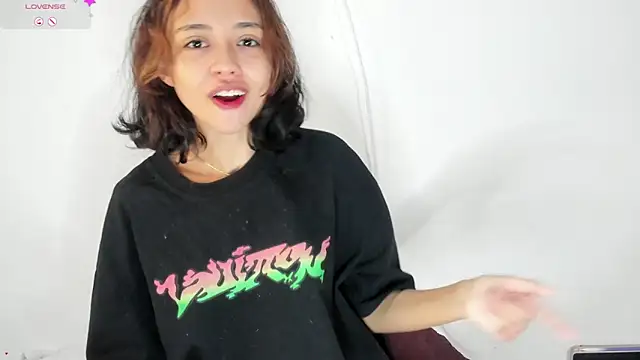 Snapshot of brisazanes chatting on 02-19-26, 10:12 brisazanes online show from 02-19-26, 10:12