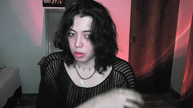 Snapshot of Deny__v chatting on 03-28-26, 03:18 Deny v online show from 03-28-26, 03:18