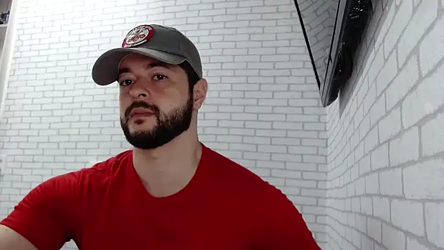 Snapshot of BombeiroHotx chatting on 11-01-25, 08:57 BombeiroHotx online show from 11-01-25, 08:57