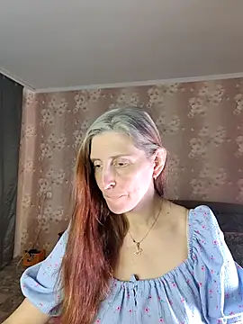 CandiCole online show from 06-05-26, 07:03