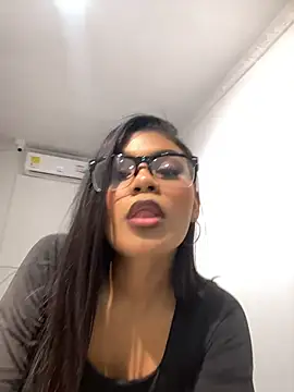 AlaiaMoretti online show from 11-09-25, 02:37